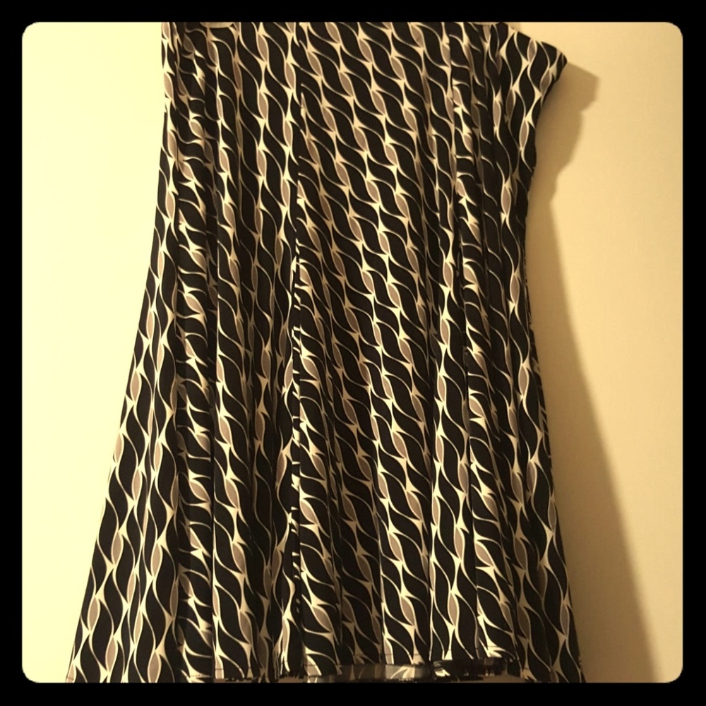 💟💥 = 5 for $30 East 5th skirt